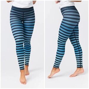 ZYIA Active Blue Ombre Stripe Light N Tight Hi-Rise Cropped Leggings Size 16-18